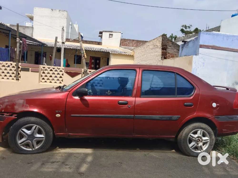 Ford Ikon 2003 Petrol