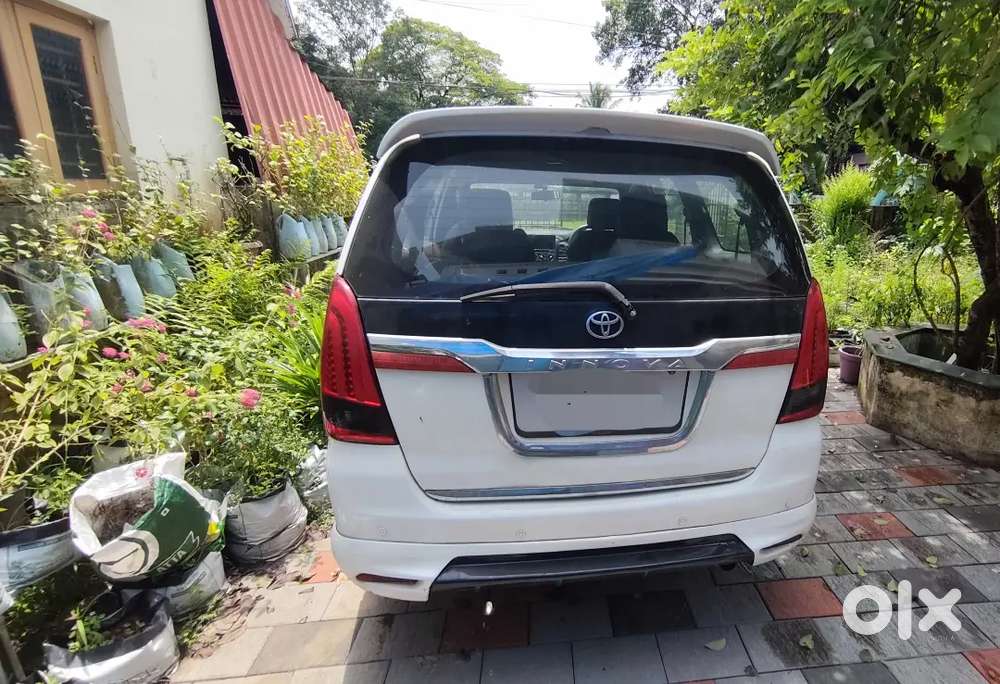 Toyota Innova 2005 Diesel Car