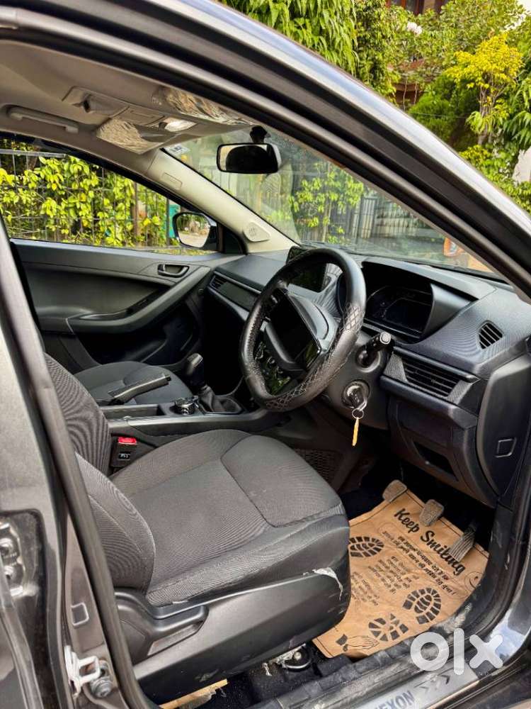Tata Nexon, 2024, Petrol