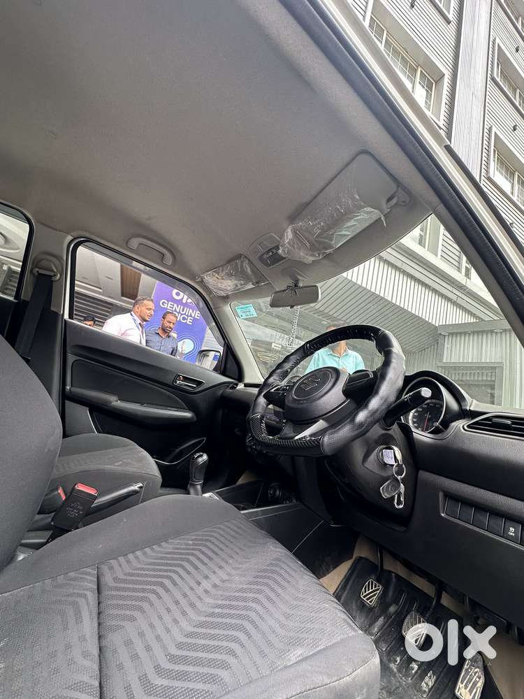 Maruti Suzuki Swift Vxi, 2023, Petrol