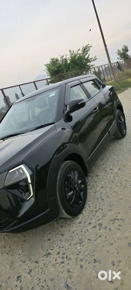 Mahindra Xuv 3xo, 2025, Petrol