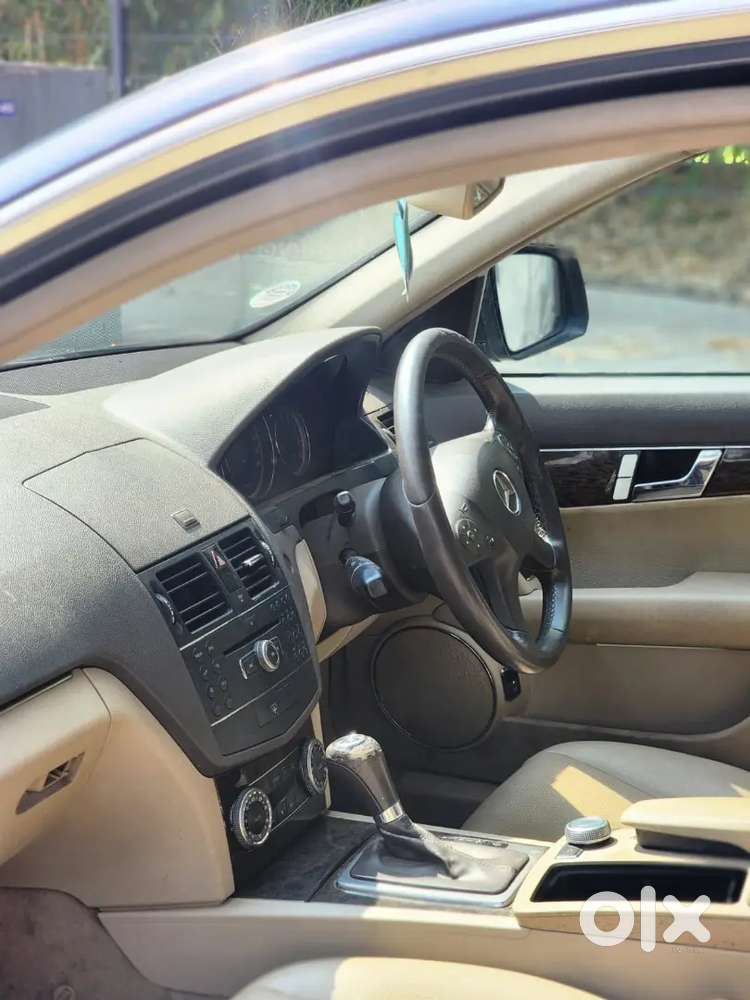 Mercedes-Benz C-Class 2009