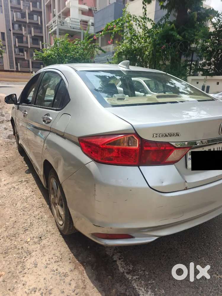 Honda City 1.5 V 2015