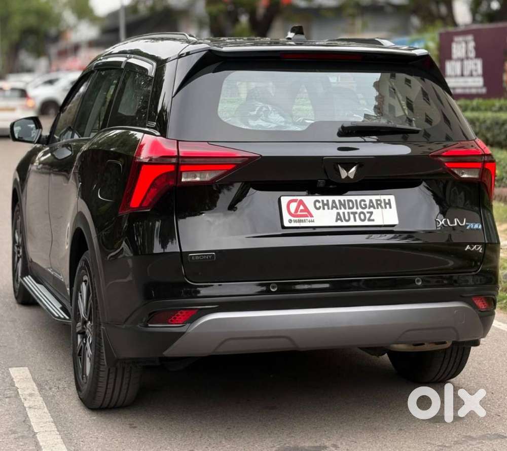 Mahindra Xuv700 2.0 Ax 7 Petrol At Luxury Pack Str, 2025, Petrol