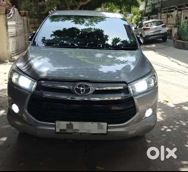 Toyota Innova Crysta 2.8z Automatic, 2017, Diesel