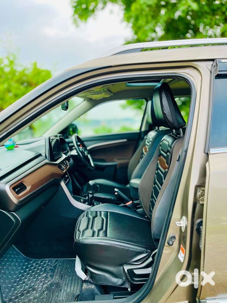 Maruti Suzuki Brezza 1.5 Zxi Plus Smart Hybrid, 2024, Petrol