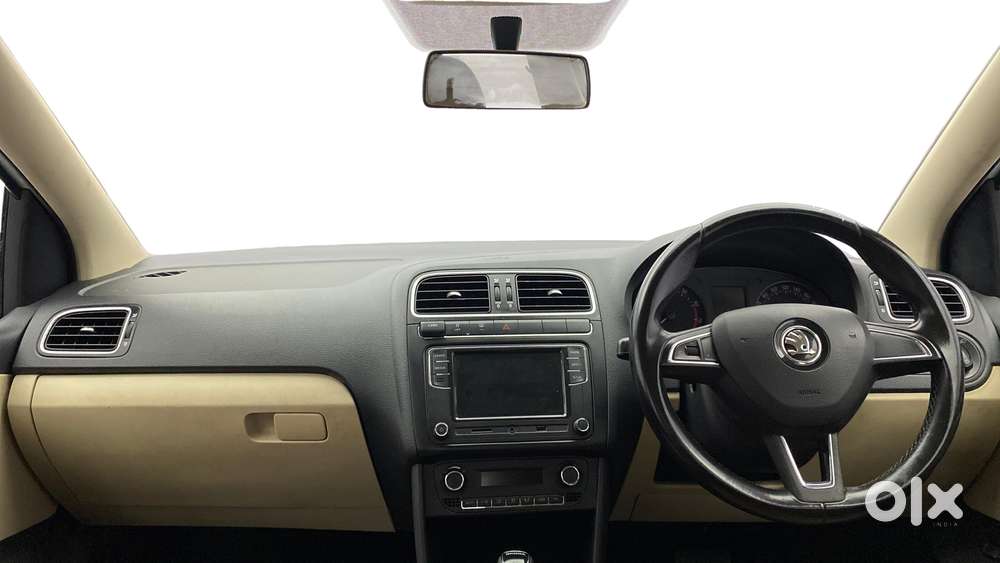 Skoda Rapid 1.0 Ambition Tsi At, 2021, Petrol