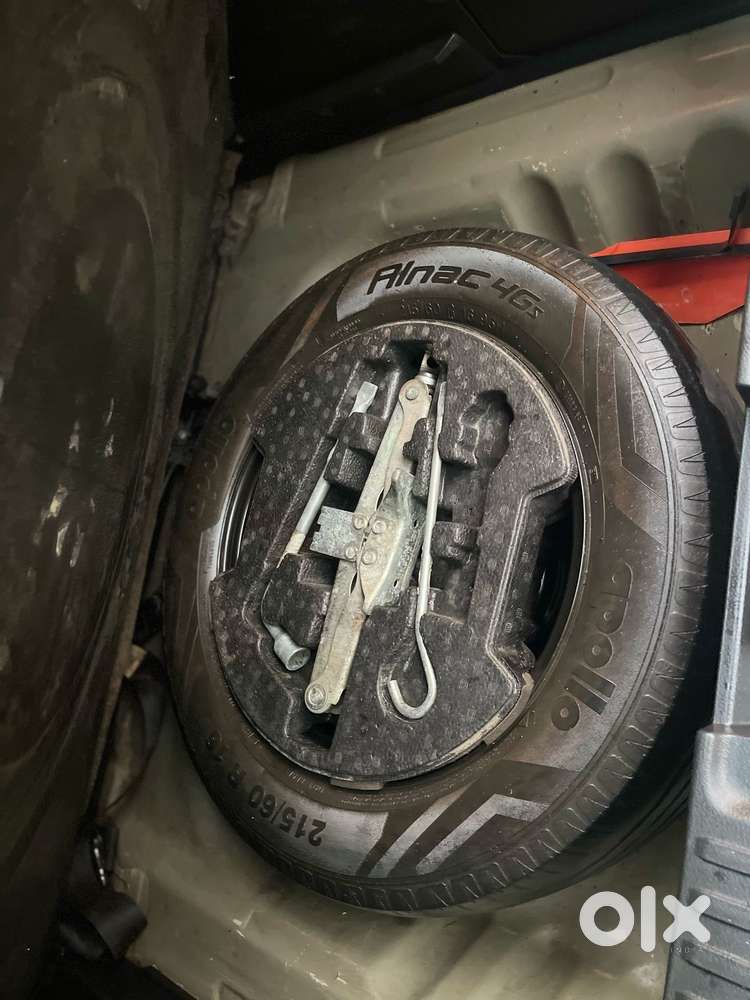 Maruti Suzuki Brezza Zdi+ Dual Tone, 2018, Diesel