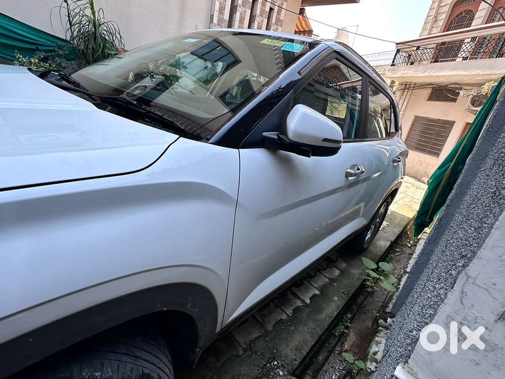 Hyundai Creta Diesel 2021 White With Moon Roof