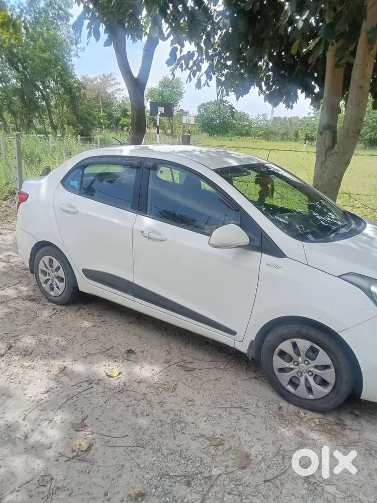Hyundai Xcent 2016 Petrol 123000 Km Driven