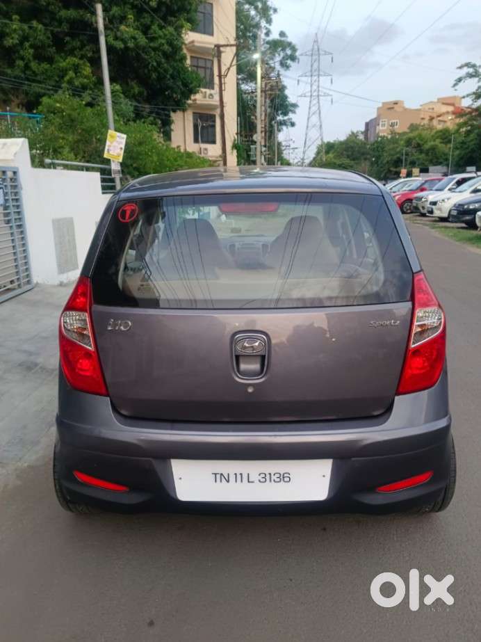 Hyundai I10 Sportz, 2015, Petrol