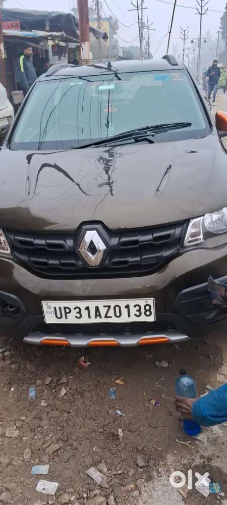Quit Renault Car