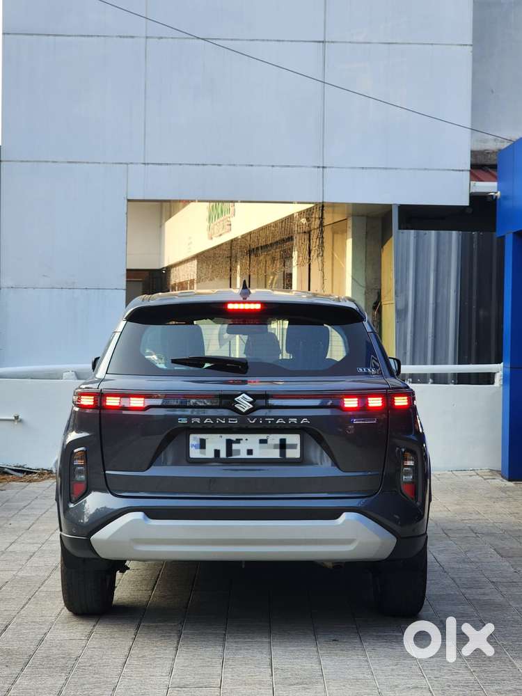 Maruti Suzuki Grand Vitara 1.5 Zeta Smart Hybrid At, 2023, Petrol