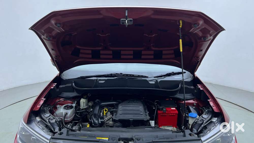 Volkswagen Taigun Topline 1.0 Tsi At (electric Seats), 2022, Petrol