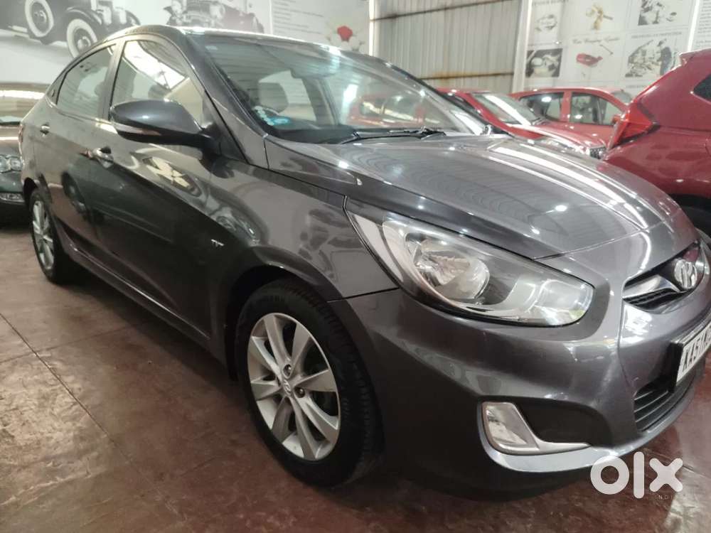 Hyundai Verna Fluidic 1.6 Vtvt Sx, 2013, Petrol