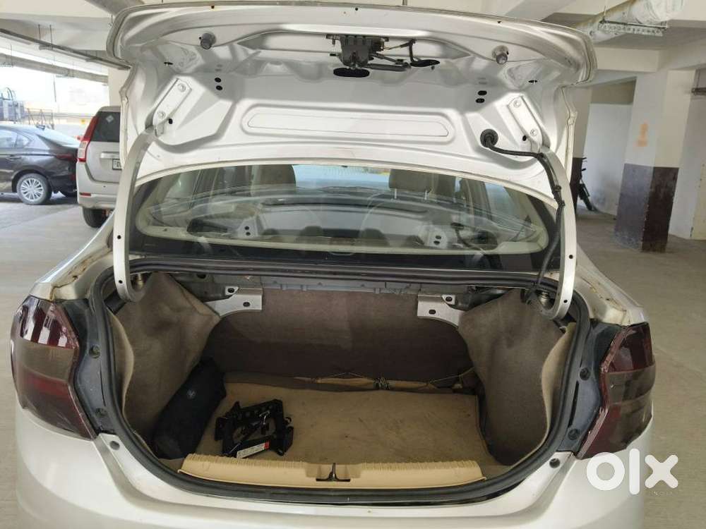 Ford Aspire Titatinium Blu Ti-vct, 2015, Petrol