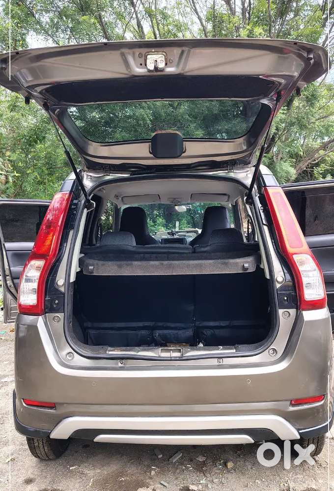 Maruti Suzuki Wagon R Vxi August 2021 Petrol 18000 Km