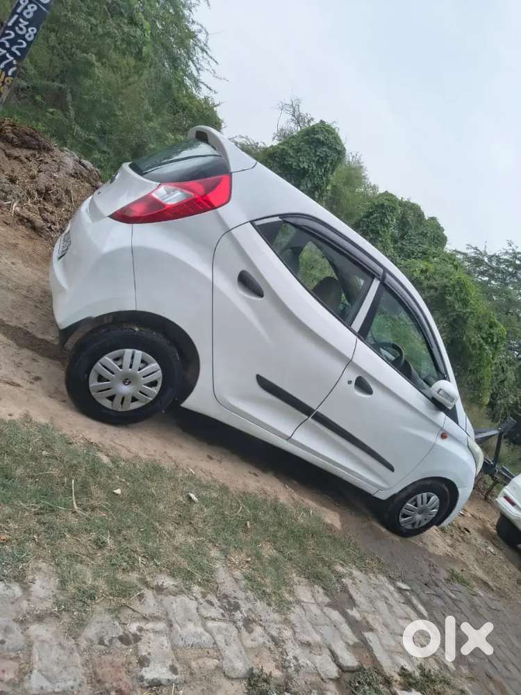 Hyundai Eon Era 2015 Petrol