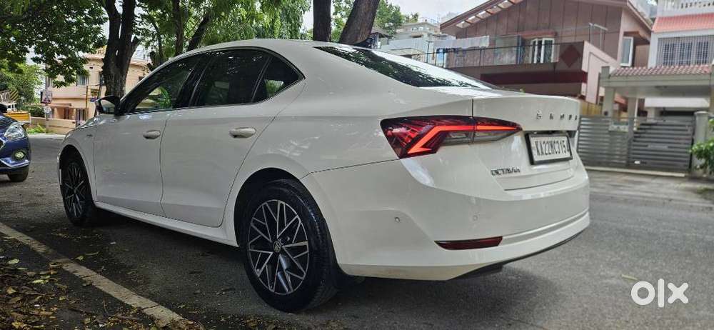 Skoda Octavia 2.0 L K Tsi At, 2021, Petrol