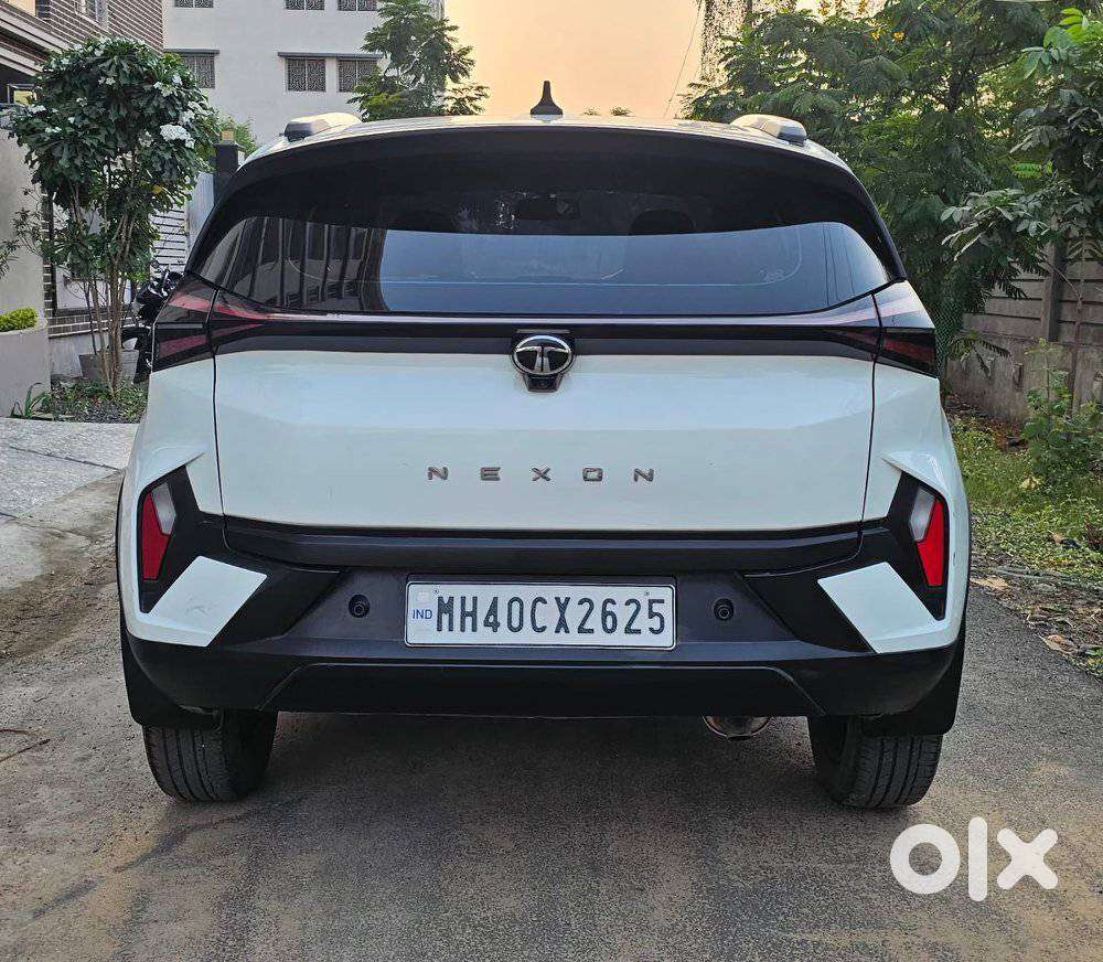 Tata Nexon Smart 1.2 Revotron Petrol 5 Mt, 2024, Petrol