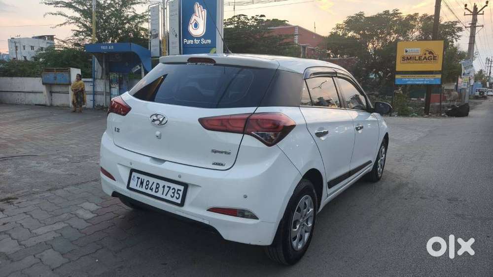 Hyundai Elite I20 Sportz (o) 1.4, 2015, Diesel