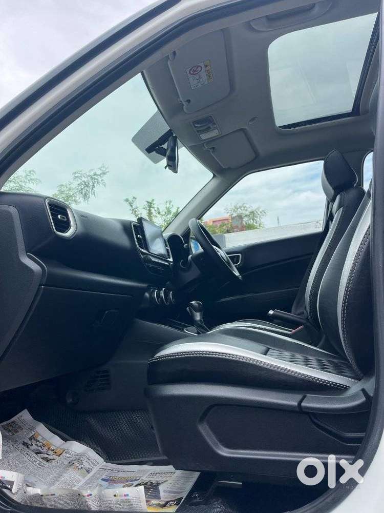 Hyundai Venue 1.0 Sx (o) Turbo Dct, 2019, Petrol