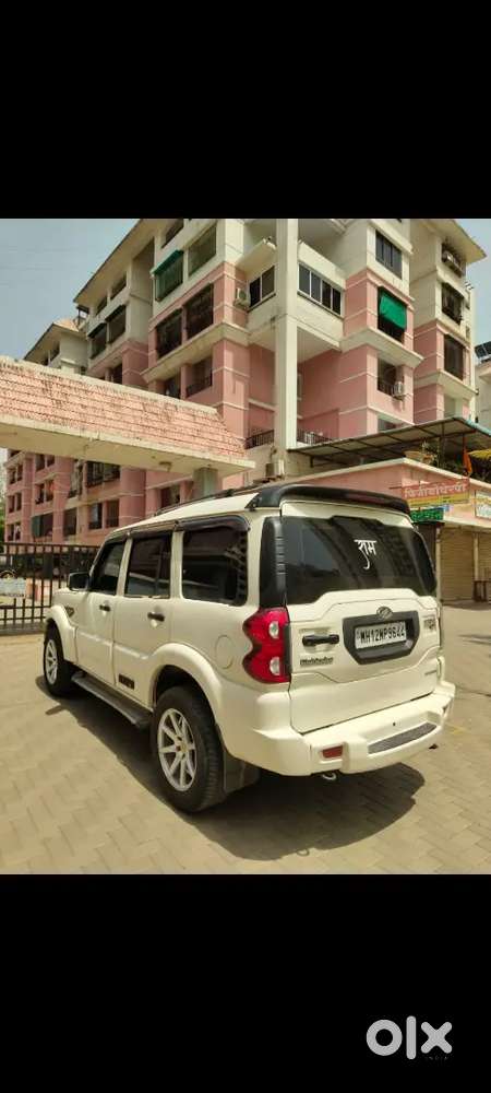 Mahindra Scorpio S4+ Intelli Hybrid