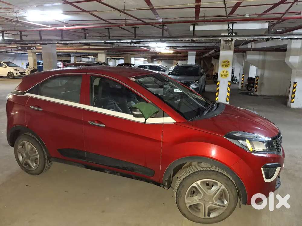 Tata Nexon 2018 Manual With Cng