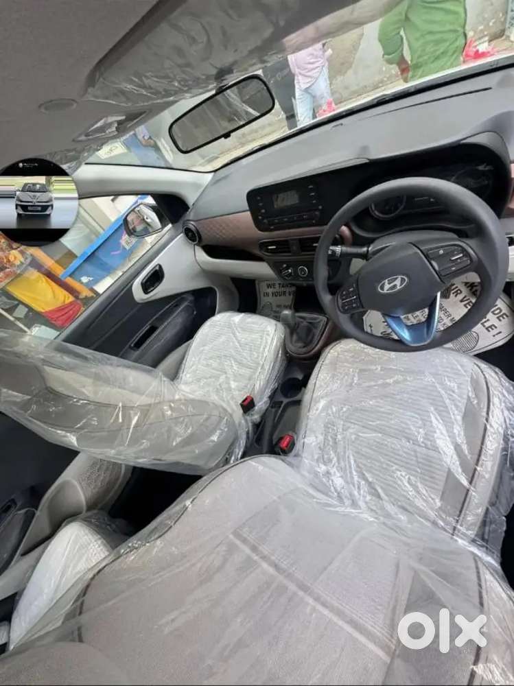 Minimum 1lakh Down Payment Pr Hyundai Aura  Cng & Hybrids 0km Driven