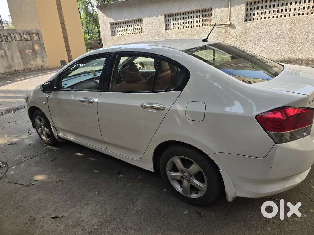 One Of The Best Self Driven Car,brand New Interiors