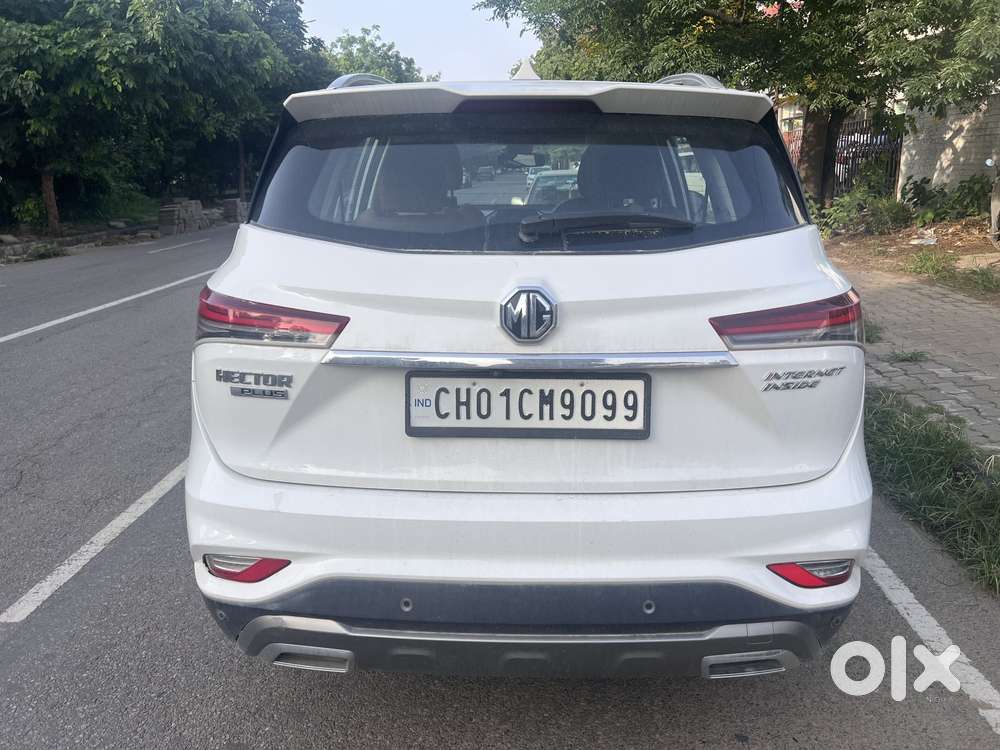 Mg Hector Plus Smart 1.5 Turbo Petrol 7 Str, 2022, Petrol