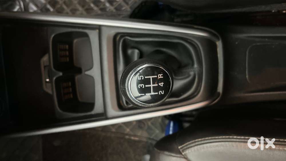 Maruti Suzuki Xl6 Alpha, 2021, Petrol