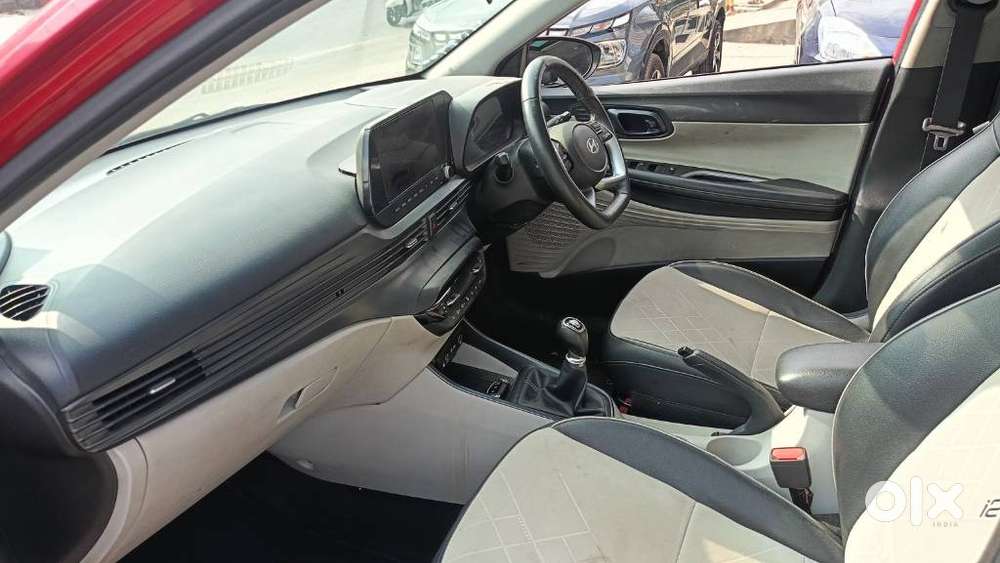 Hyundai I20 Asta (o) 1.2 Mt, 2023, Petrol