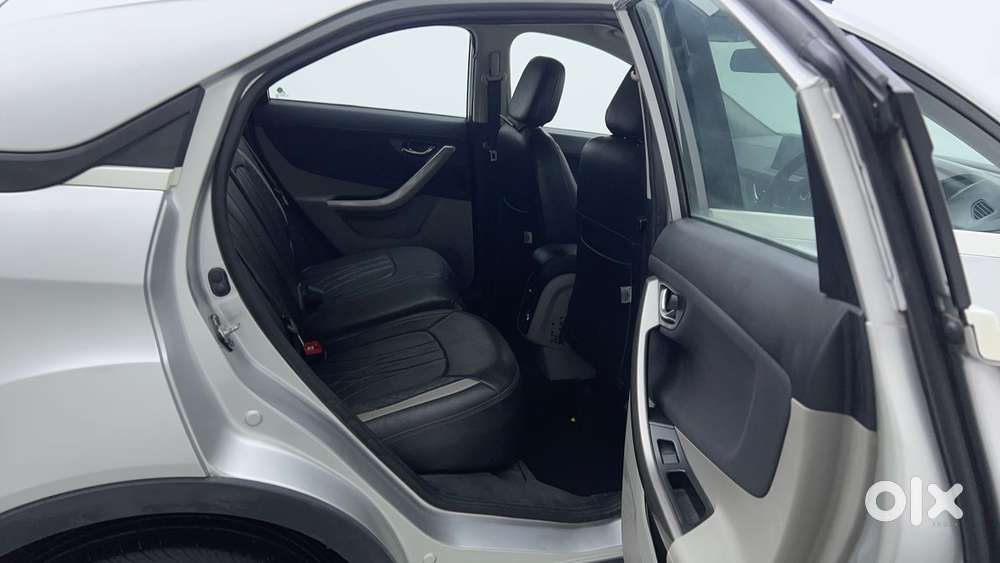 Tata Nexon 1.2 Revotron Xza Plus (l), 2019, Petrol