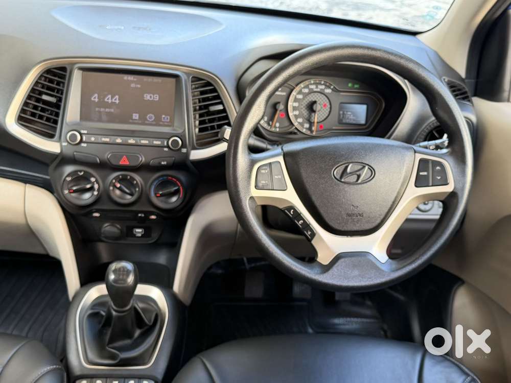 Hyundai Santro Asta, 2020, Petrol
