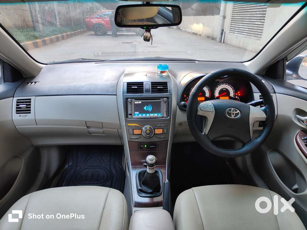Toyota Corolla Altis 1.8g Limited, 2013, Petrol
