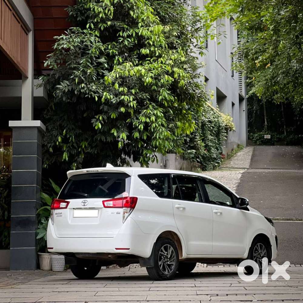 Toyota Innova Crysta [2020-ongoing] 2.7 Gx At 7 Str, 2021, Petrol
