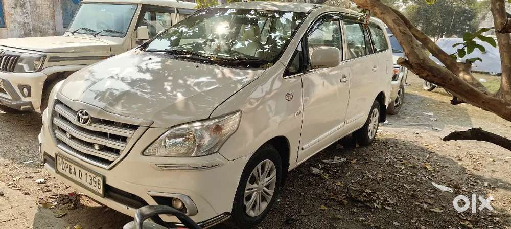 Toyota Innova 2011