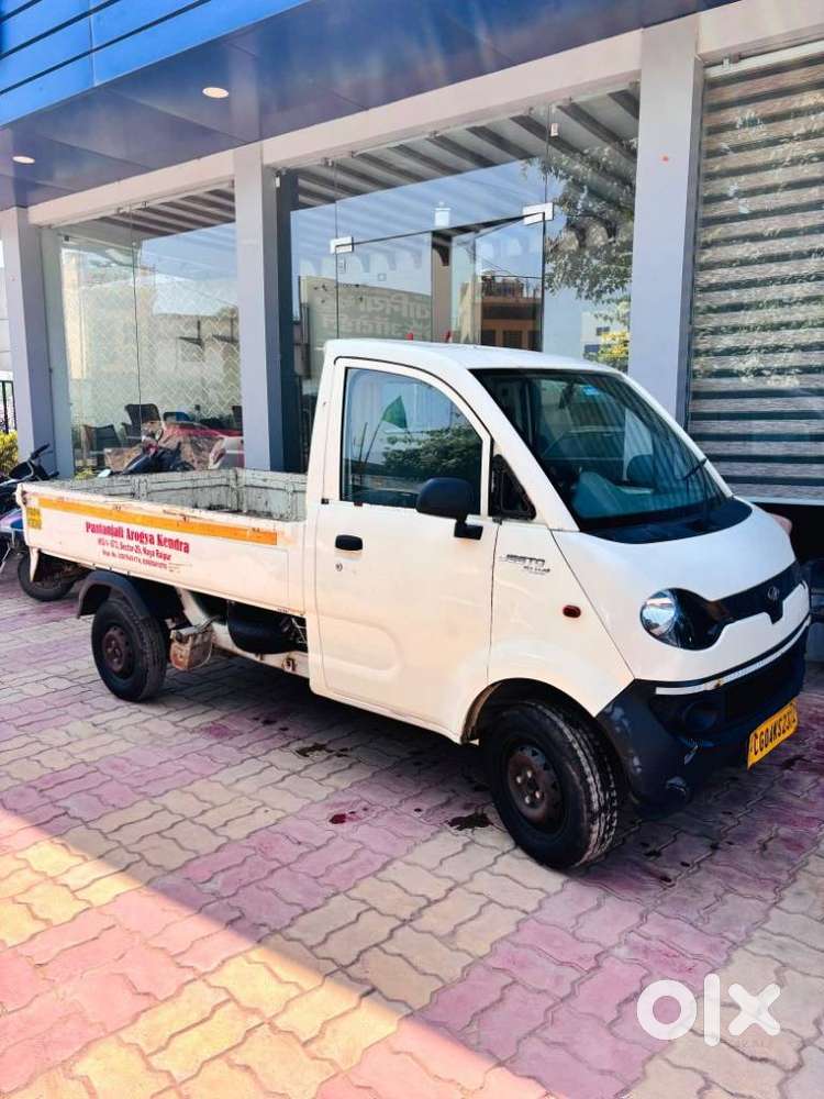 Mahindra Jeep, 2022, Petrol