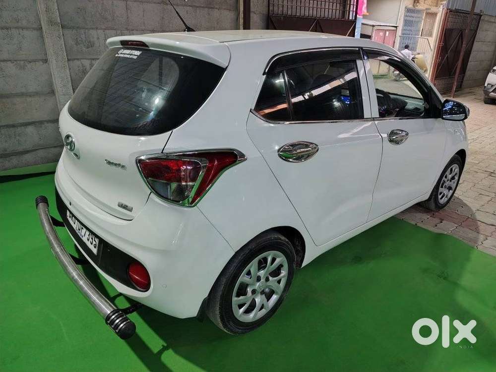 Hyundai Grand I10 Sportz Edition, 2017, Petrol