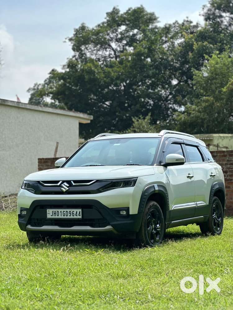 Maruti Suzuki Brezza 1.5 Zxi At Smart Hybrid Dual Tone, 2025, Petrol