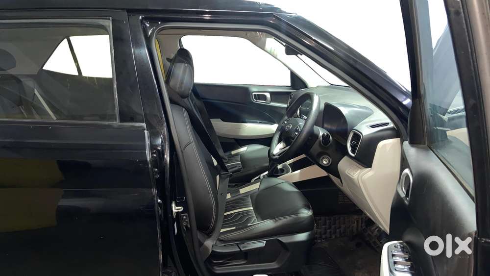 Hyundai Venue 1.2 S (o), 2023, Petrol