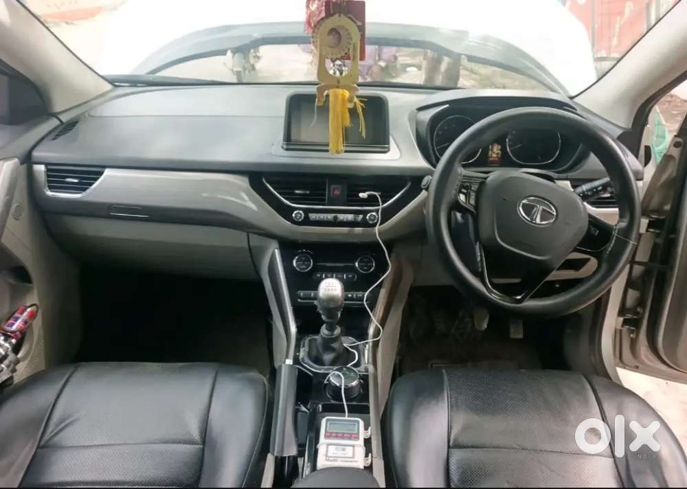Tata Nexon Xz+ Petrol Manual &ndash; 2019 | 1st Owner | 66,000 Km |