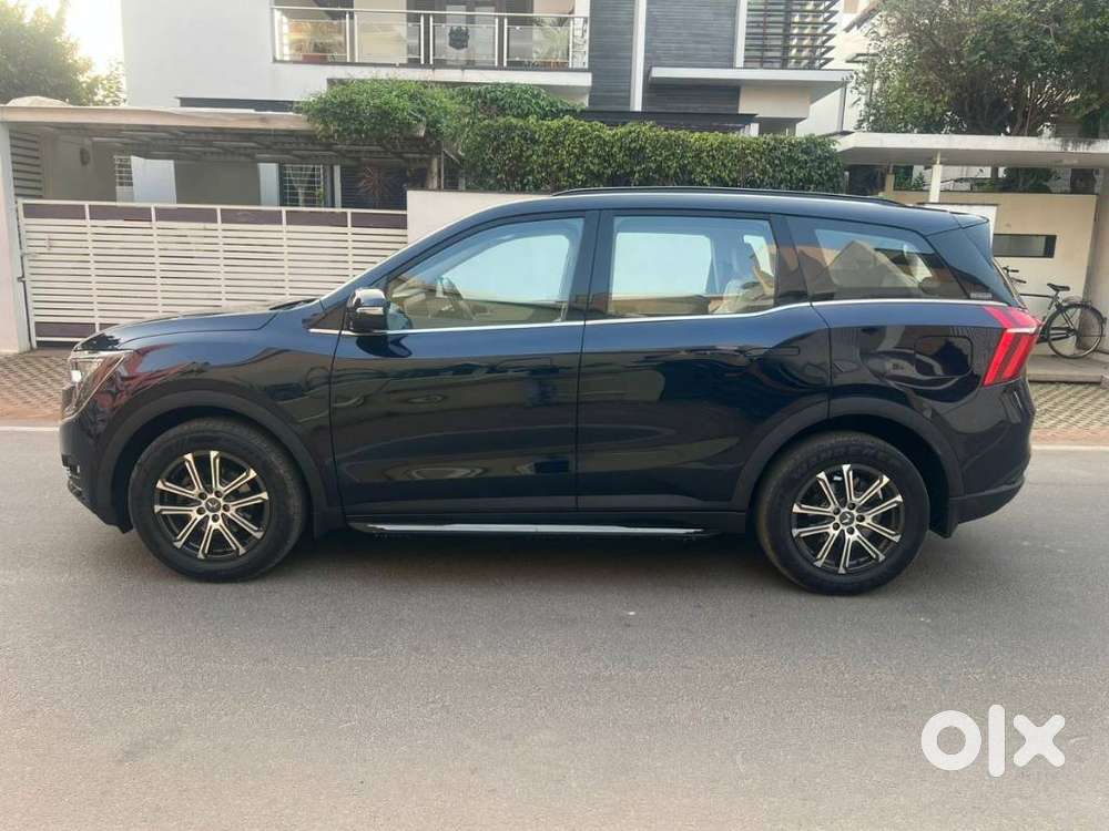 Mahindra Xuv700 2.2 Ax 7 Diesel At Str, 2022, Diesel