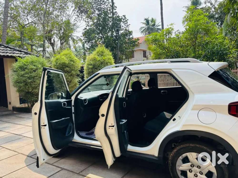 Hyundai Venue 1.2   2022 Model  Petrol  Single Owner