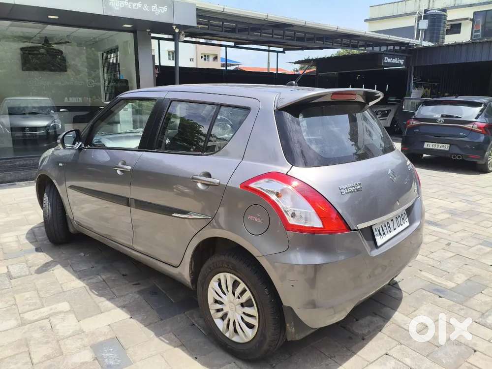Maruti Suzuki Swift 2016 Petrol 79000 Km Driven New 4 Tyers
