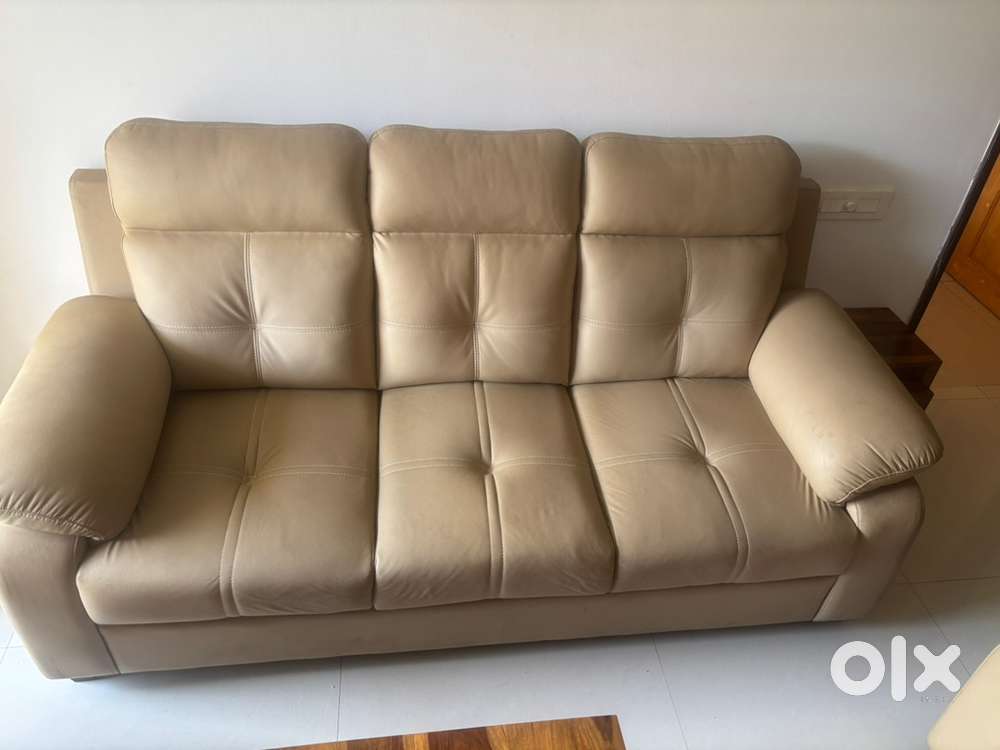5 Seater leather Sofa