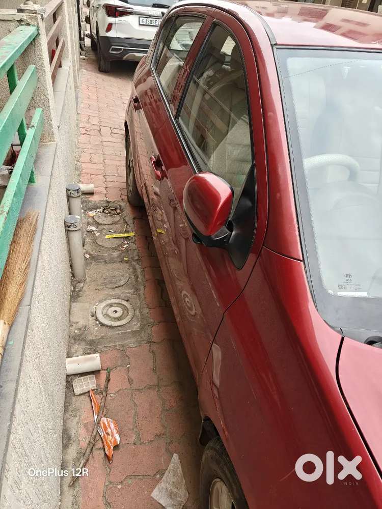 Hyundai I20 Asta Petrol + Cng 2011