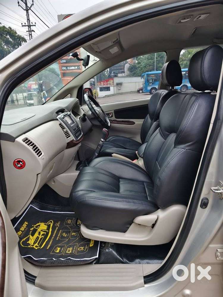 Toyota Innova 2.5 V 7 Str, 2012, Diesel