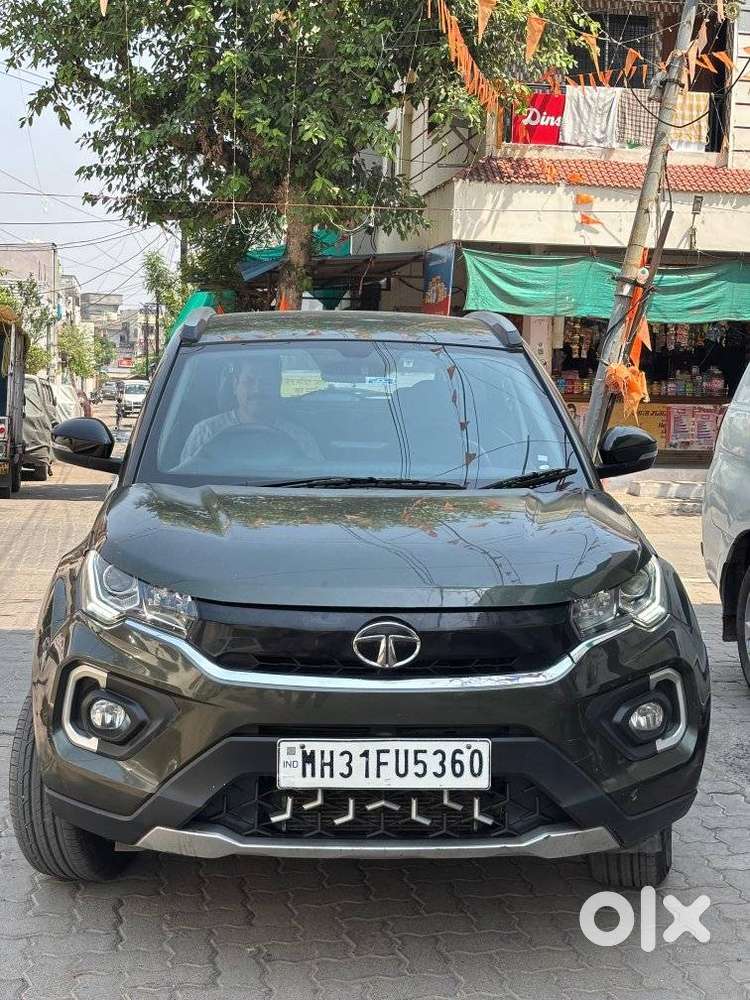 Tata Nexon, 2022, Petrol